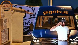 Sam Turner gigabus.jpg Sam Turner gigabus.jpg